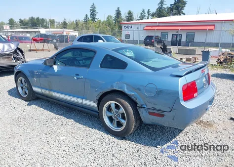 2006 Ford Mustang V6 z USA, uszkodzony, nr VIN 1ZVHT80N065160103